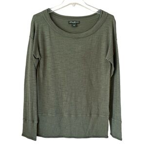 Eddie Bauer Knit Top Long Sleeves Rolled Neckline and Hem Size M Olive Green